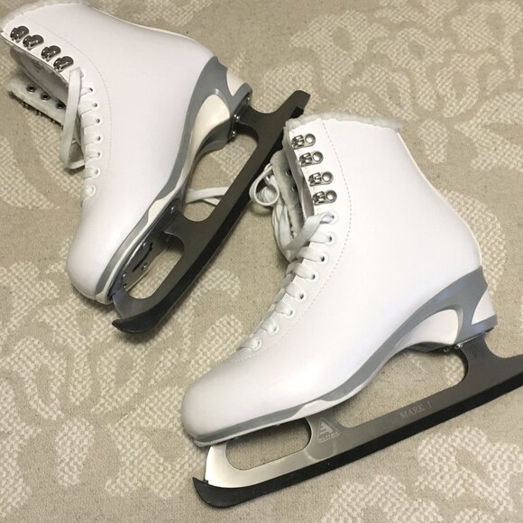 NIB Fleece-lined White Figure Senior Ice Skates - Picture 5 of 16